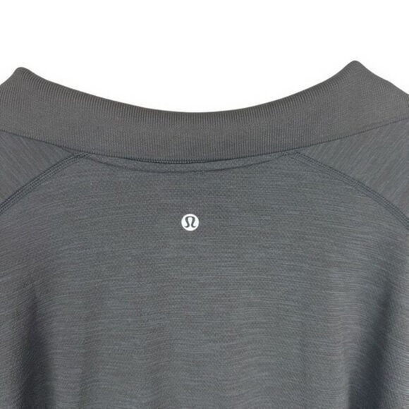 Lululemon Mens Performance Polo Size XXL Gray Short Sleeve Golf Sporty Athletic - Picture 7 of 11